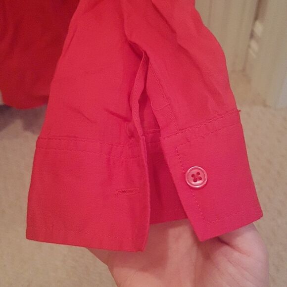 3/$20 Old Navy red woman top shirt sz M - Picture 4 of 10